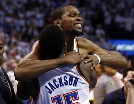 湖人三方交易被抬到首轮级别？范德比尔特真有这价值吗