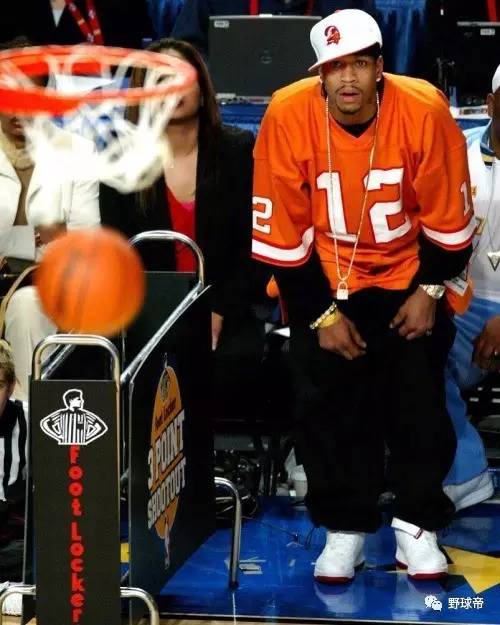 共同铸就了 共同铸就了