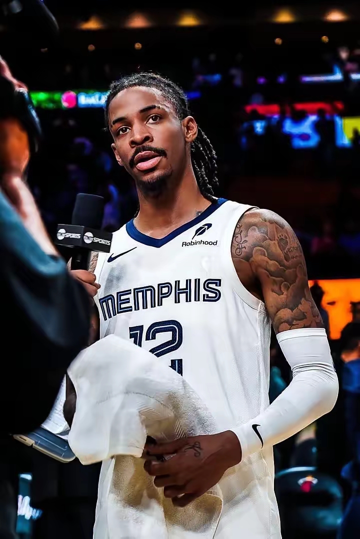 而是围绕 而是围绕